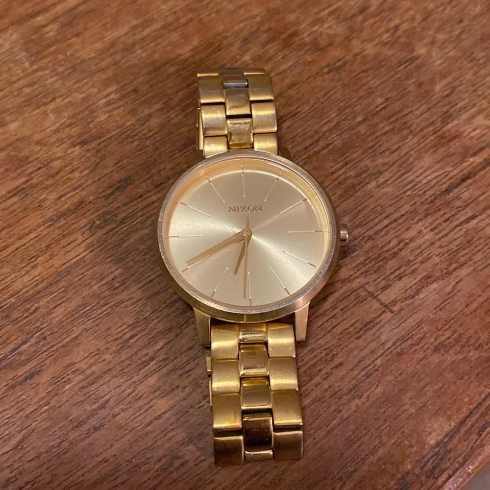 Nixon Woman’s Kensington watch